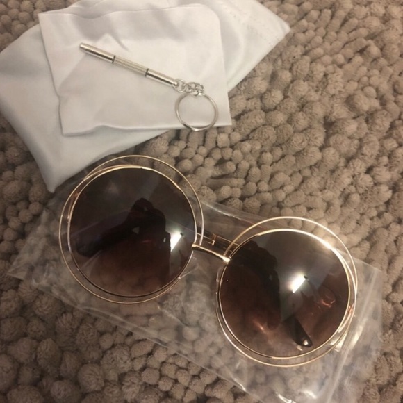 - ✨70’s hipster OVERSIZED SHADES *NWT* ✨ main image 5